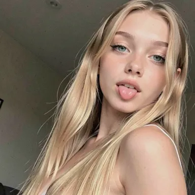 Aurora profile photo